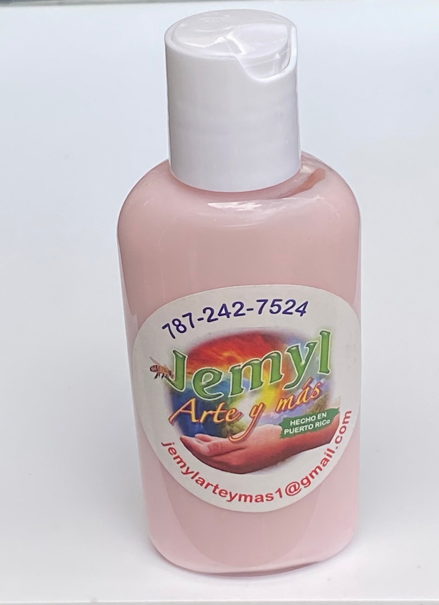 Descubre nuestra exquisita loción con la fragancia Pink (Delicia Azucarada). Enriquecida con ingredientes naturales de alta calidad.Descubre nuestra exquisita loción artesanal con la fragancia Pink (Delicia Azucarada). Enriquecida con ingredientes naturales de alta calidad. Esta lujosa loción combina cuidadosamente: