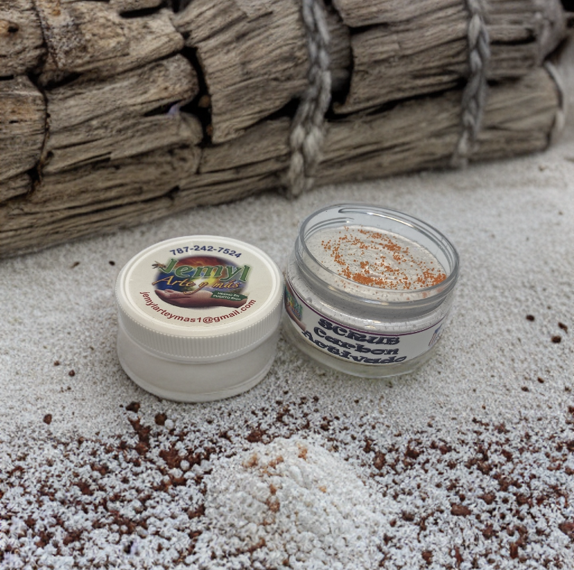 Exfoliante (Scrub) Facial con Carbón Activado